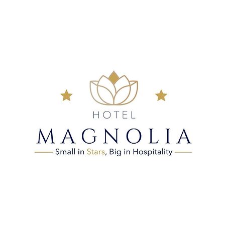 Hotel Magnolia Albenga Exterior foto